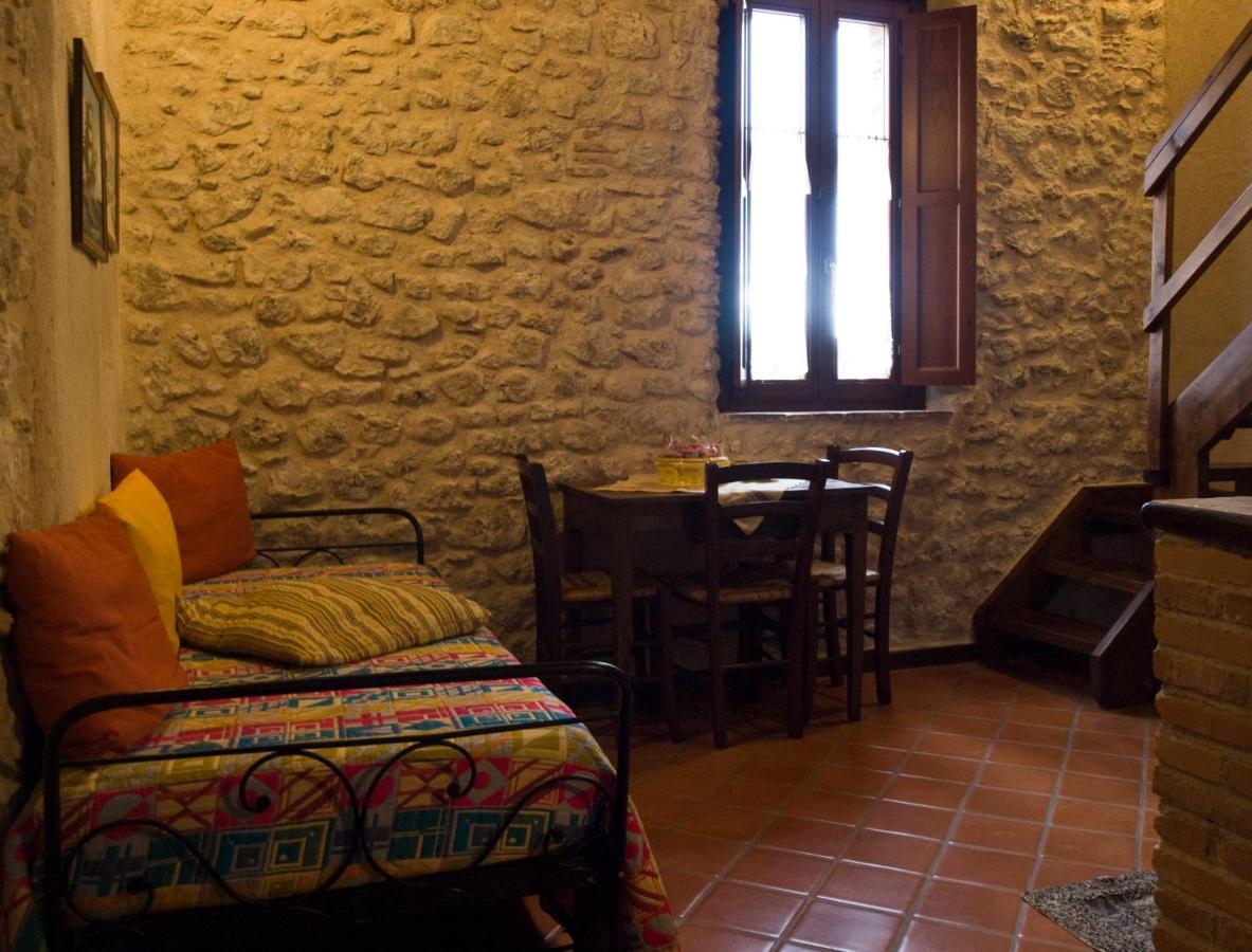La Casa Su Le Dimore Del Borgo Santo Stefano Di Sessanio Εξωτερικό φωτογραφία