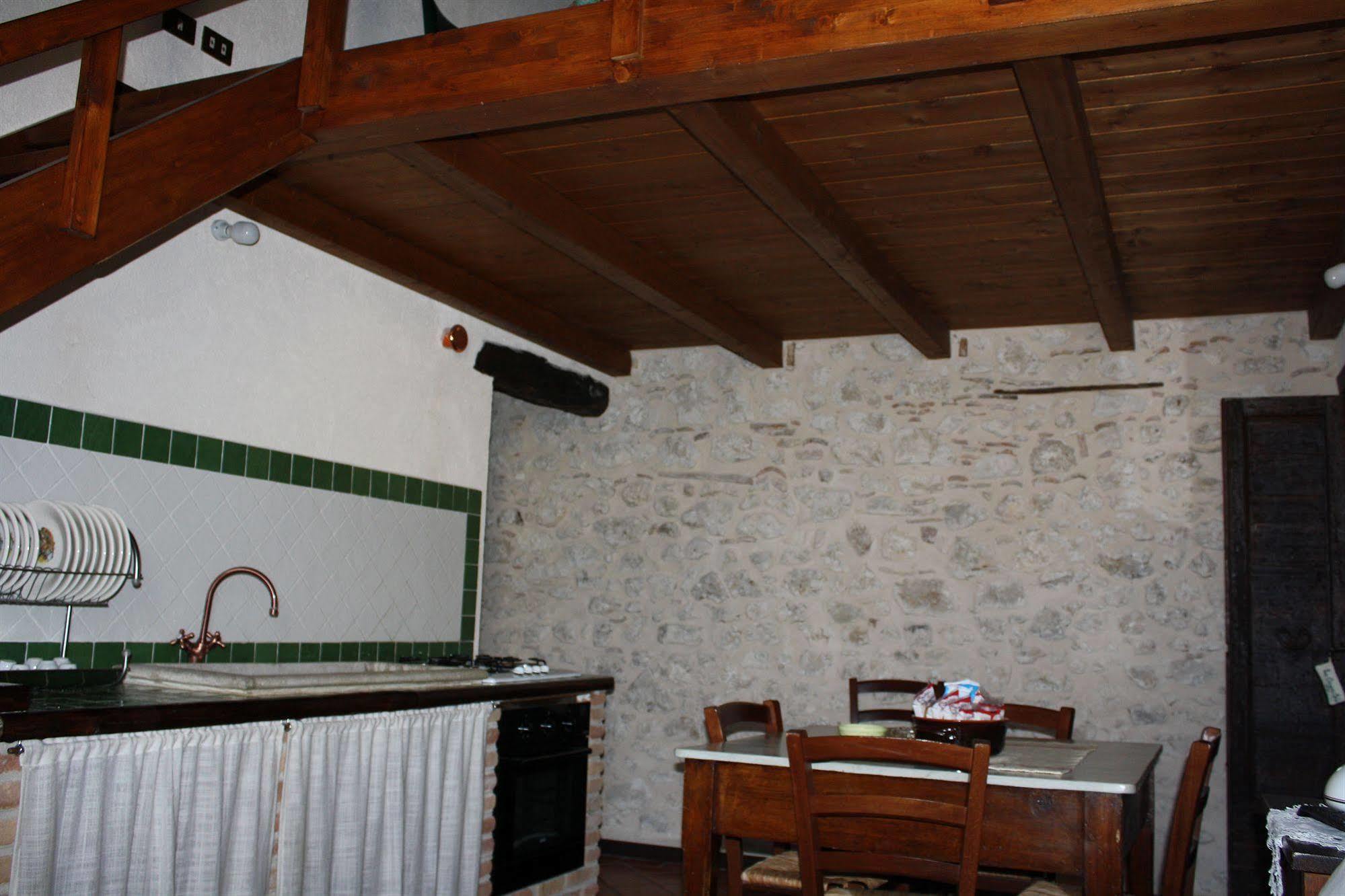 La Casa Su Le Dimore Del Borgo Santo Stefano Di Sessanio Εξωτερικό φωτογραφία